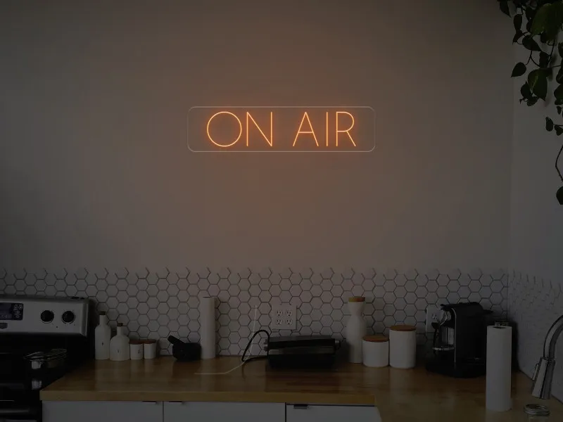 On AIR - Insegne al neon a LED
