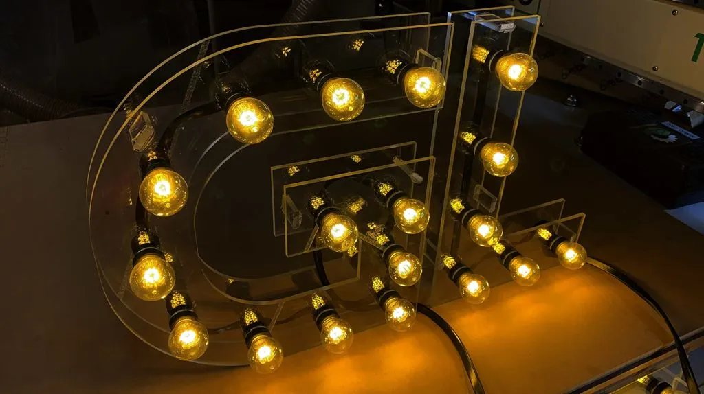 Litere Volumetrice Luminoase din Plexiglass 1.6M
