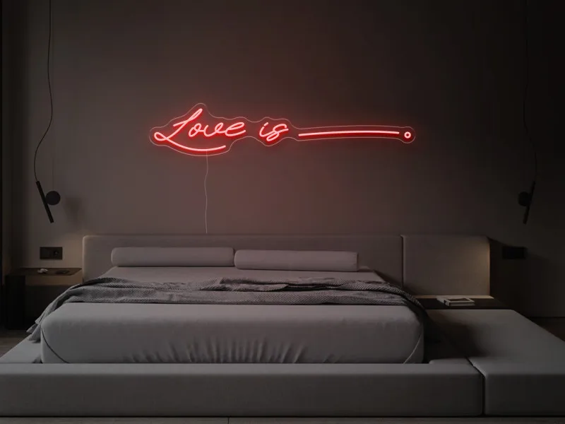 Love is - Insegna Neon LED