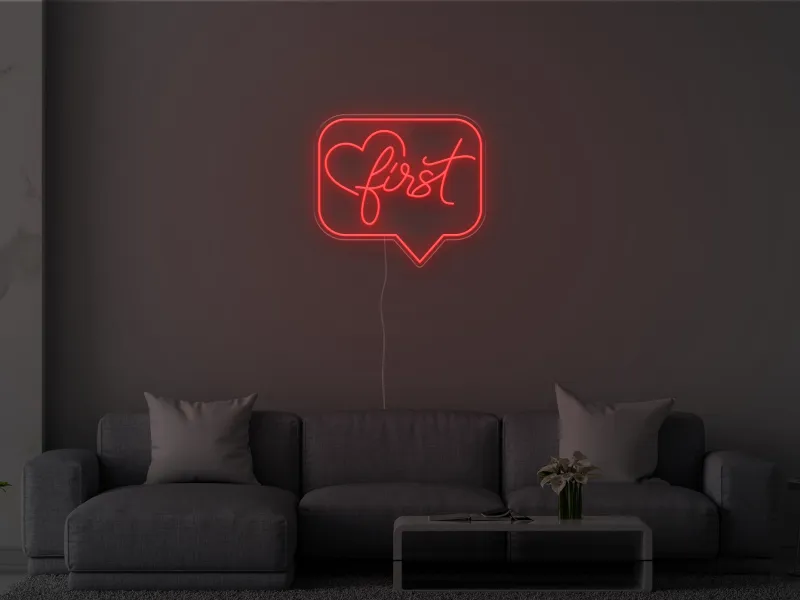 Love First - Insegna Neon LED