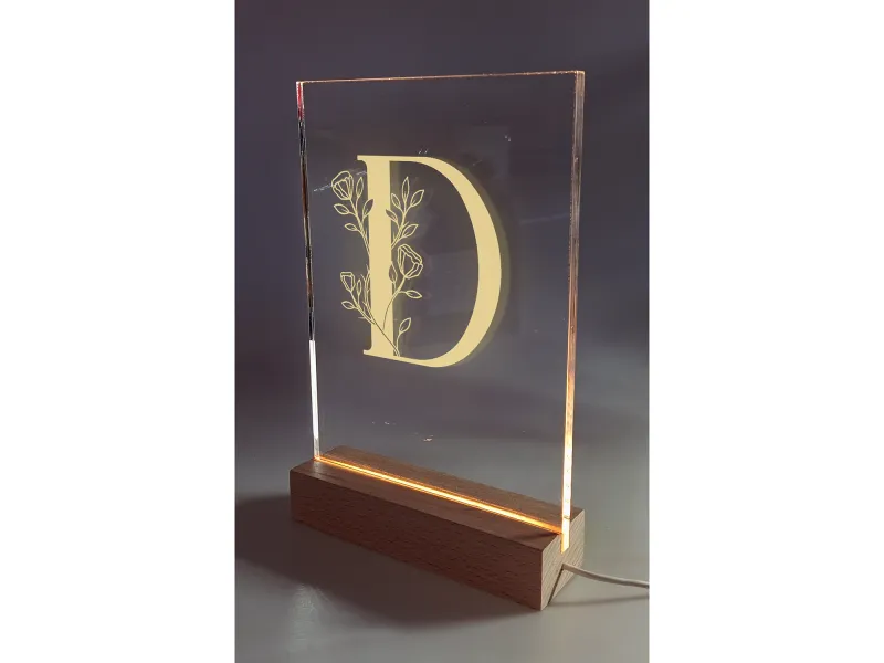 it Bricul Mircea - Segno luminoso inciso in plexiglas su base di legno