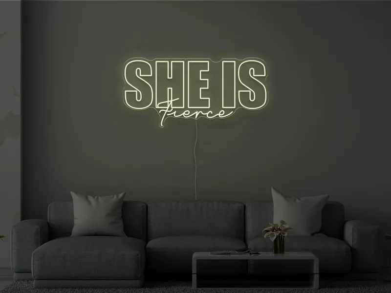 She is Fierce - Insegna Neon LED