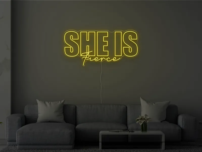 She is Fierce - Insegna Neon LED