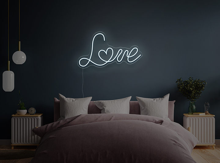 Love - Semn Luminos LED Neon de Inchiriat